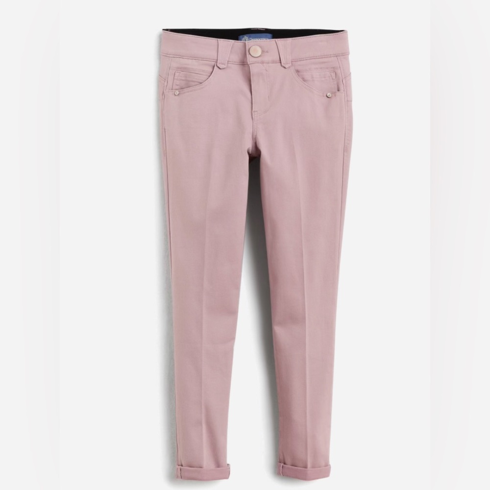 DEMOCRACY   New without tags- Karessa Ab Solution capri light pink skinny Jean